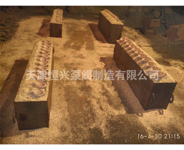 铸造设备